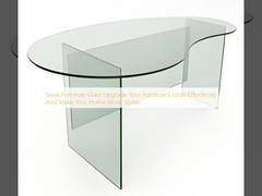 Szklane meble z elegancką szklanymi elementami.